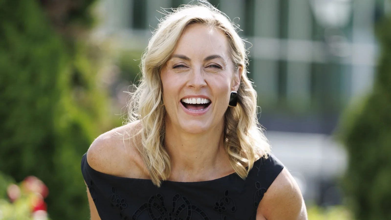 Kathryn Thomas Defends Rose of Tralee Festival