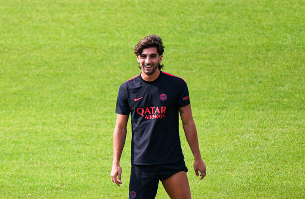 Ferran Torres Joins PSG for €50 Million