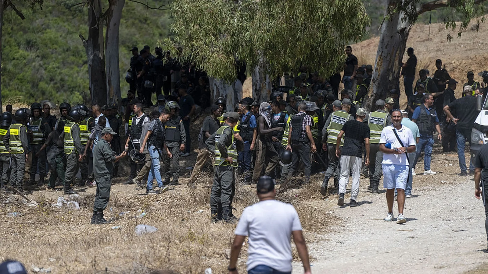 111 migrants detained after Ceuta crossing attempt