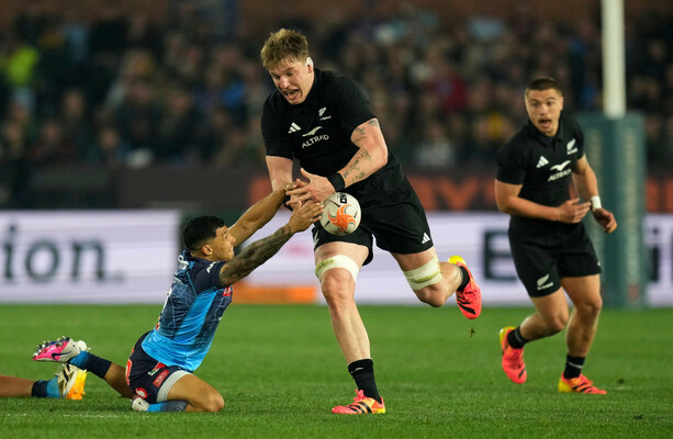 New Zealand All Blacks Win 50-19 Against Bulls